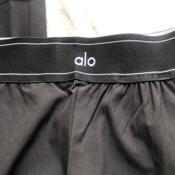 ALO Yoga Women's Black Suit Up Trouser (Regular) - Picture 4 of 5